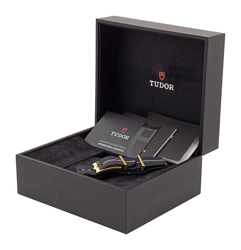 Tudor Heritage Black Bay 79250BB